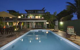 Spazio Buzios Guesthouse